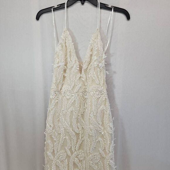 Fashion Nova Size Small Masella Maxi Dress In Ivory NWT  E1 - Picture 8 of 11